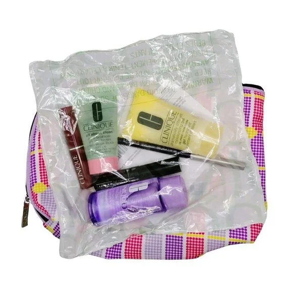 Clinique Dramatically Different Lotion Skincare & Makeup Bundle 6 Products + Bag - Picture 2 of 11